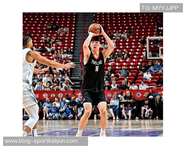 杨瀚森表现惊艳18分10篮板4助攻登上微博热搜榜第九引发热议