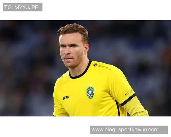 法尔克透露拜仁欲续约凯恩并关注巴甲前锋维托尔的转会可能性