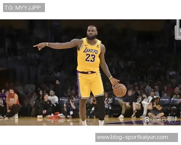 詹姆斯状态回暖过去7场表现出色场均279分79板76助命中率高达55